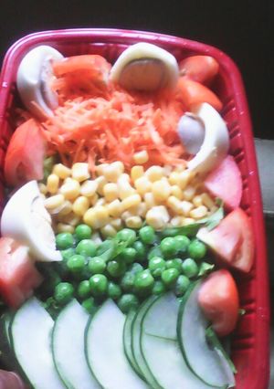 A picture of Vegetable salad.