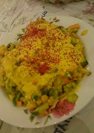 صورة لوصفة طريقة عمل سلطة بلون الزعفران