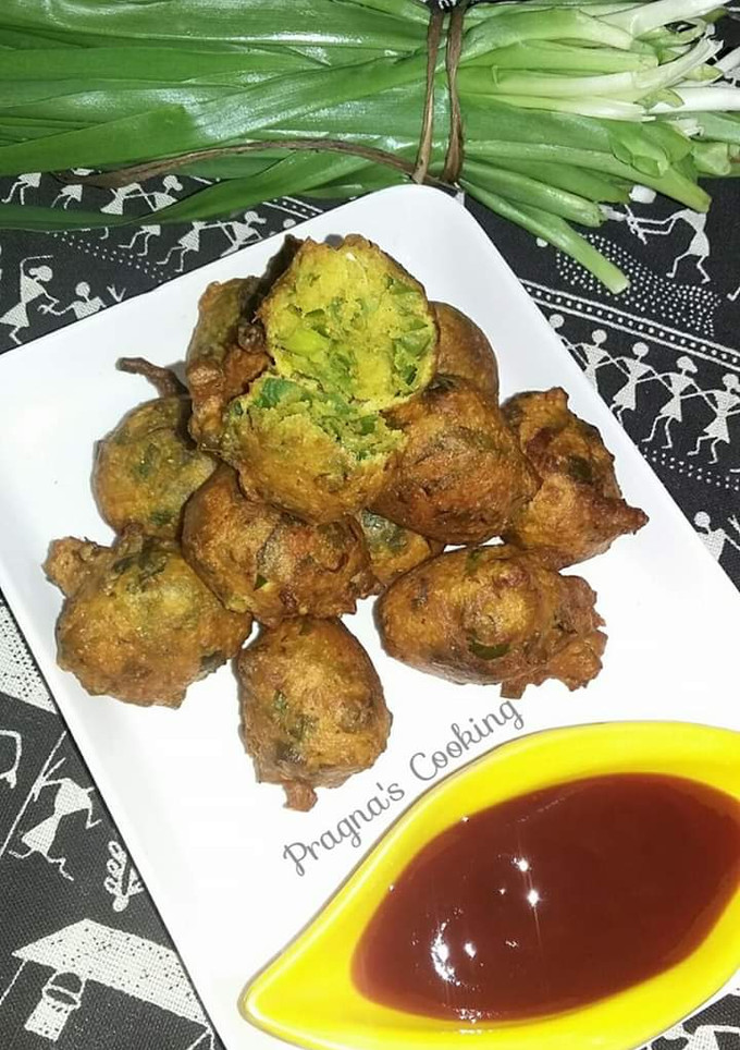 કલી ની ભાજી ના ભજીયા રેસીપી મુખ્ય ફોટો