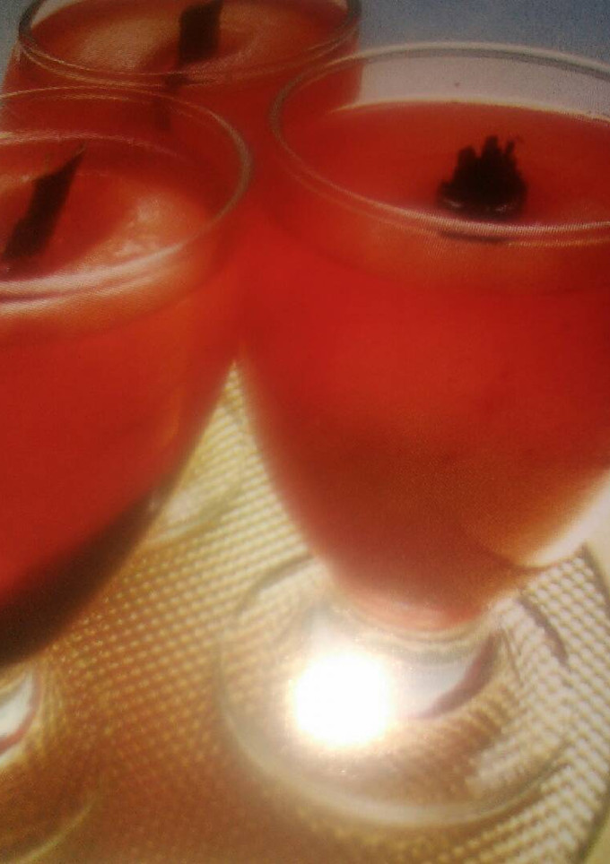 Una foto de Gelatina al vino blanco.