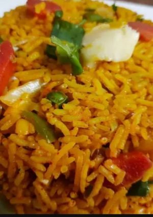 વેજ પુલાવ (Veg Pulao Recipe In Gujarati) રેસીપી મુખ્ય ફોટો