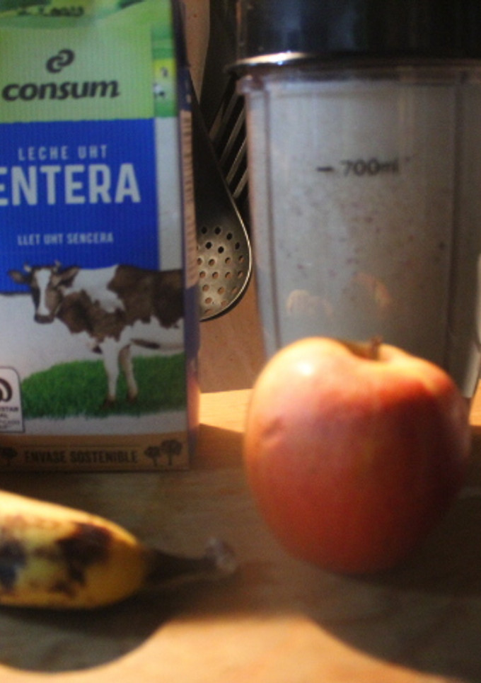 Una foto de Batido de manzana y plátano