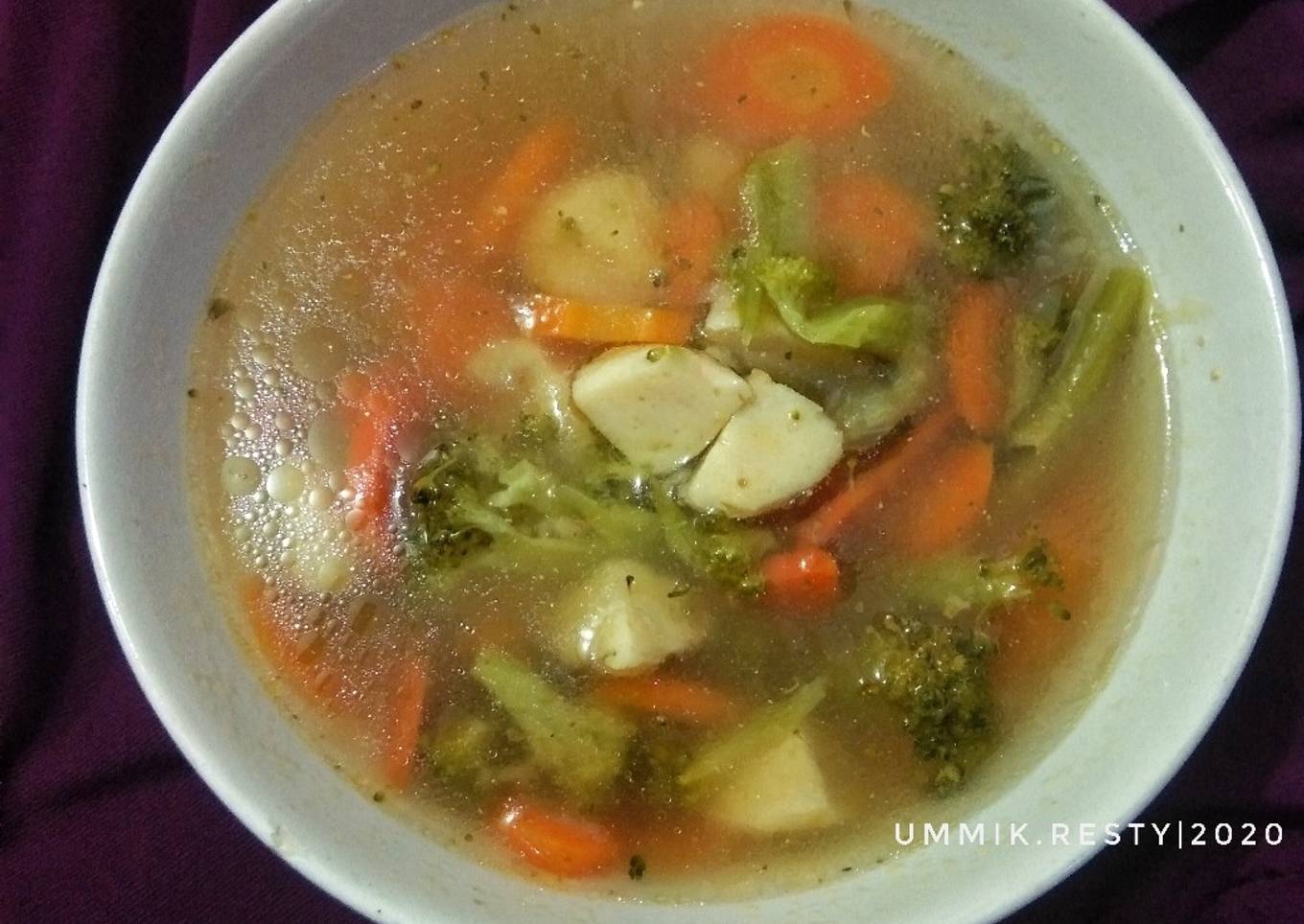 Sup sayur, bakso, luar biasa