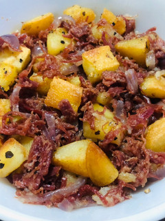 A picture of Not Your Ordinary Corned Beef Hash.