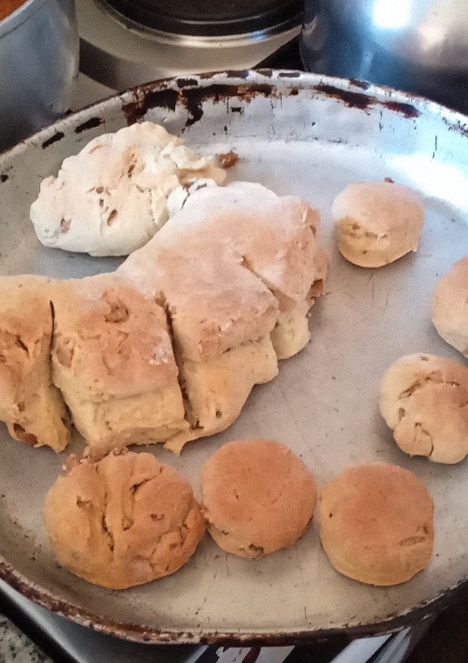 Una foto de Rosca de chicharrones con Royal