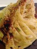 Trenette con crema di gorgonzola e polvere di liquirizia