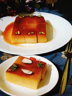 सूजी केरेमेल कस्टर्ड पुडिंग (suji caramel custard pudding recipe in Hindi) रेसिपी मुख्य फोटो