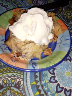 Una foto de Gran crumble de manzanas muy rico, fácil y rápido