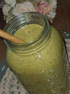 Una foto de Smoothie Verde con Apio y semillas