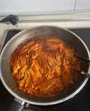 Setas enoki con salsa de gochujang