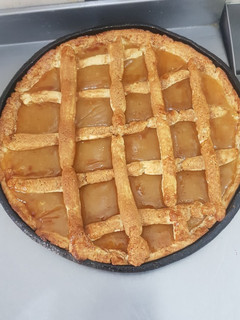 Una foto de Pasta frola de dulce de batata