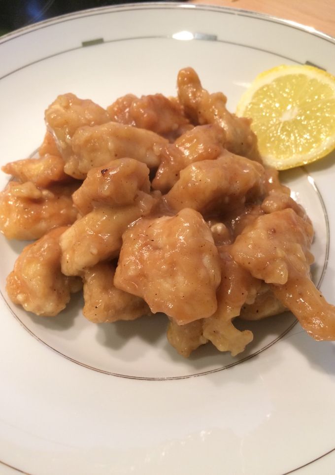 Una foto de Pollo al limón