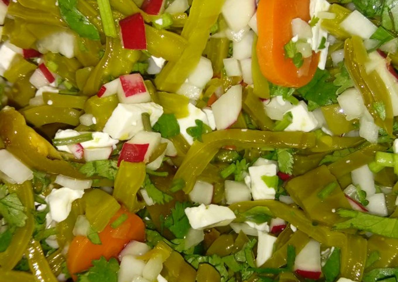 Ensalada de nopales