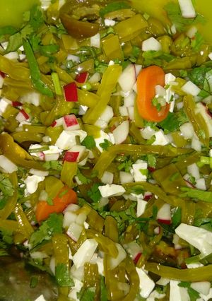 Una foto de Ensalada de nopales