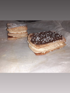 Una foto de Milhojas de crema