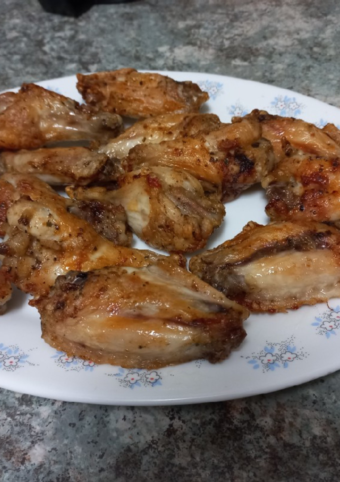 Una foto de Alitas de pollo fritas en freidora de aire (Cosori)