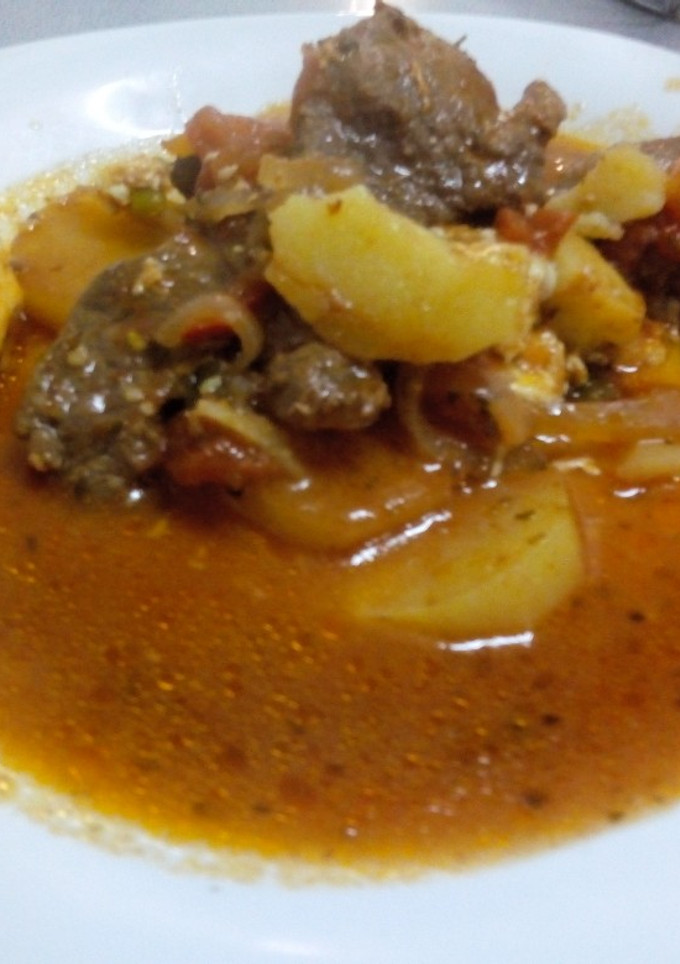 Una foto de Bifes a la criolla🍲