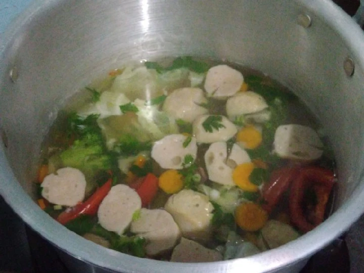 Langkah Mudah untuk Membikin Resep Sup Bakso Ayam fast &amp;amp; easy making yang  Bikin Ketagihan Anti Ribet, Lezat Sekali
