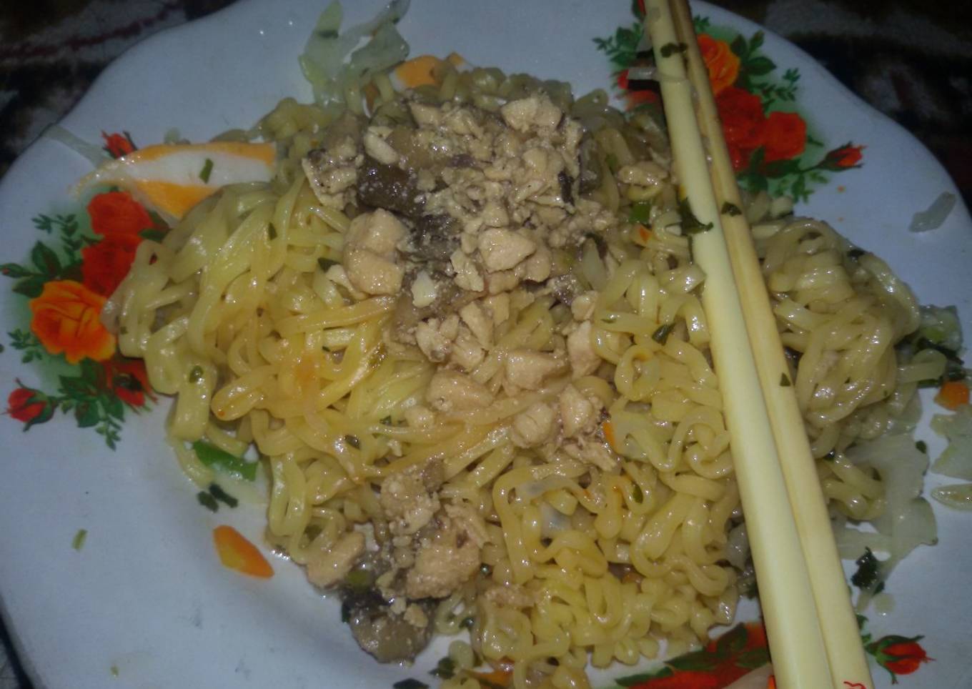Bakmie mewah dengan suki