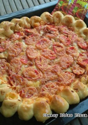 Foto resep Cheesy Bites Pizza | Pizza dgn pinggiran keju
