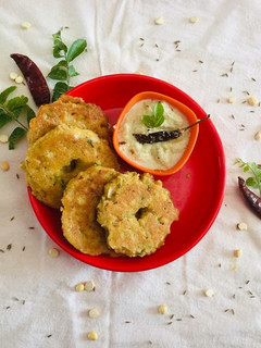 વડા અડાઇ રેસીપી મુખ્ય ફોટો