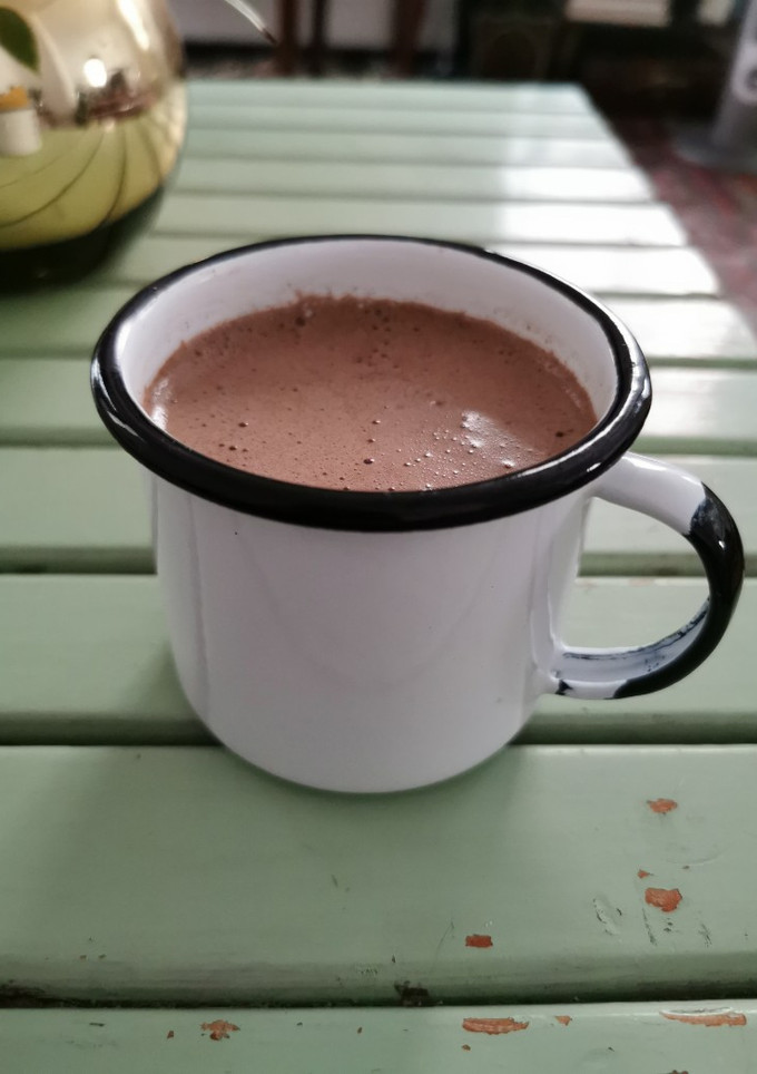 Una foto de Chocolate caliente almendrado