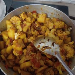 A picture of Aloo gobhi.