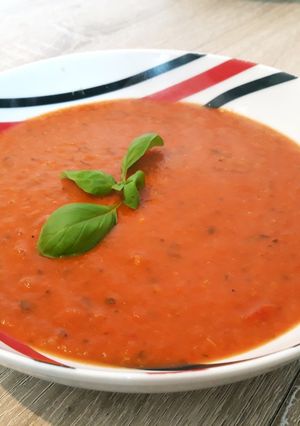 Paradicsomleves recept fotója