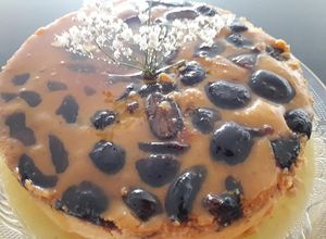 Una foto de Crema Volteada con Higos secos a lo Carmelita