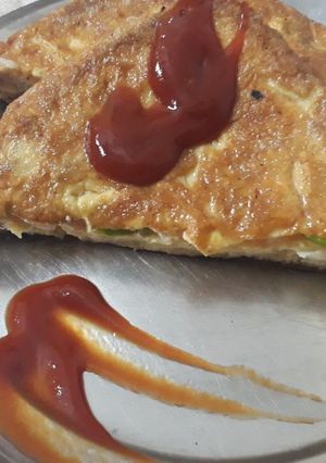 A picture of Bread omelette toast.