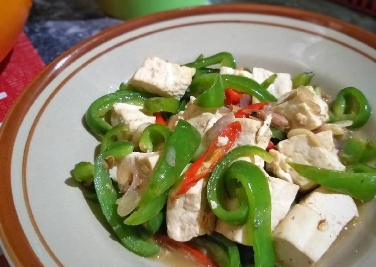 126-tahu-tumis-paprika