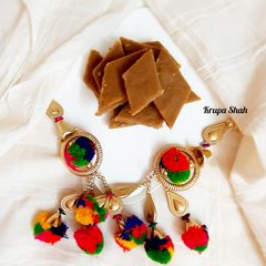 A picture of Sukhadi or Godpapdi.