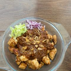 Grill Chicken with Peanut Sauce A picture of Grill Chicken with Peanut Sauce.