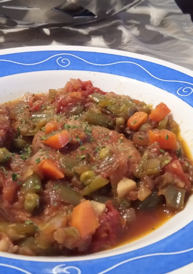 Una foto de Solomillo de Cerdo Ibérico Guisado con Verduritas al P.X