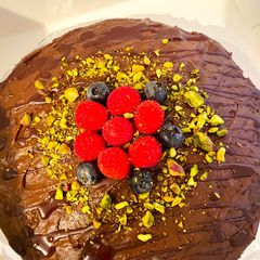 Beetroot chocolate cake with avocado frosting😋😋😋👌👌👌❤️❤️❤️ A picture of Beetroot chocolate cake with avocado frosting😋😋😋👌👌👌❤️❤️❤️.