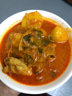 Gambar Kari ayam pekat melikat