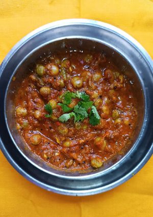 A picture of Fresh pigeon peas subji (tuvar dana).