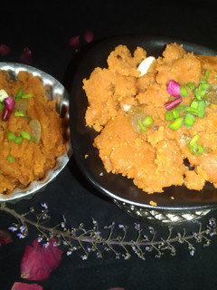 बेसन का हलवा (BESAN KA HALWA RECIPE IN HINDI) रेसिपी मुख्य फोटो