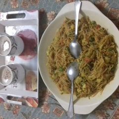 A picture of Veg vermicelli.
