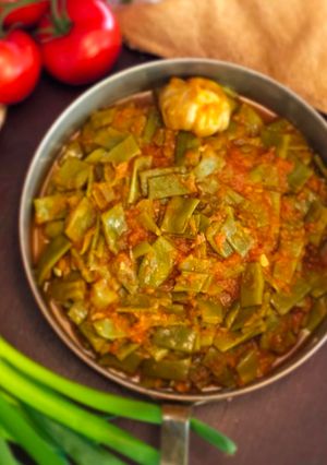 A picture of Vegetarian Wide Green String Beans (Loubieh Bzeit).