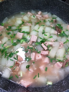 A picture of Chinese Winter Melon Soup with Rice 瓜粒湯飯.