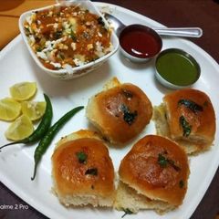 A picture of Pav bhaji.