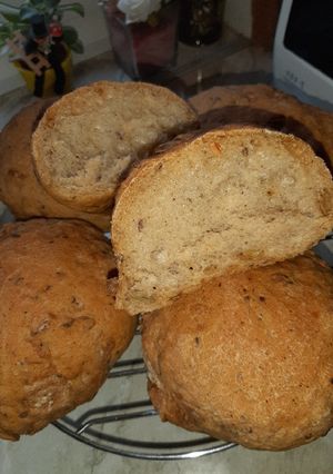 Gluténmentes magvas zsömle recept fotója