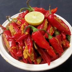 A picture of Red chilli pickle.