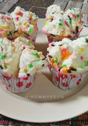 Foto resep Bolu Kukus Mekar Meses Pelangi
