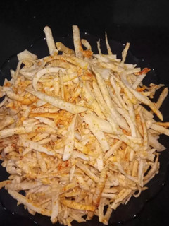 બટાકા ની કાતરી (Bataka Katri Recipe In Gujarati) રેસીપી મુખ્ય ફોટો