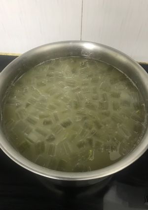 Hình của món Chè đậu xanh nha đam đường phèn.