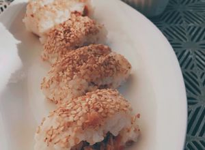 صورة لوصفة سوشي بدون ورق النوري 🍙🖤