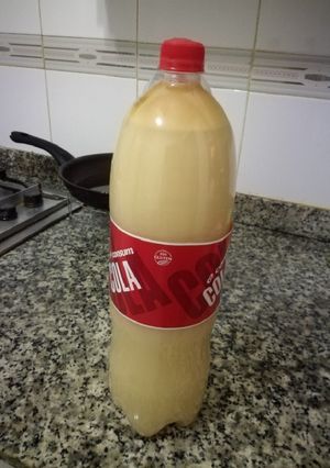 Foto principal de Caldo de pollo casero fácil de hacer