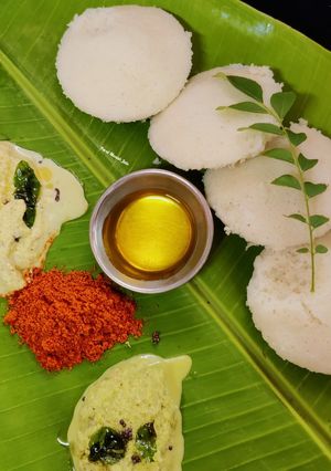 पोहा इडली (poha idli recipe in Hindi) रेसिपी मुख्य फोटो